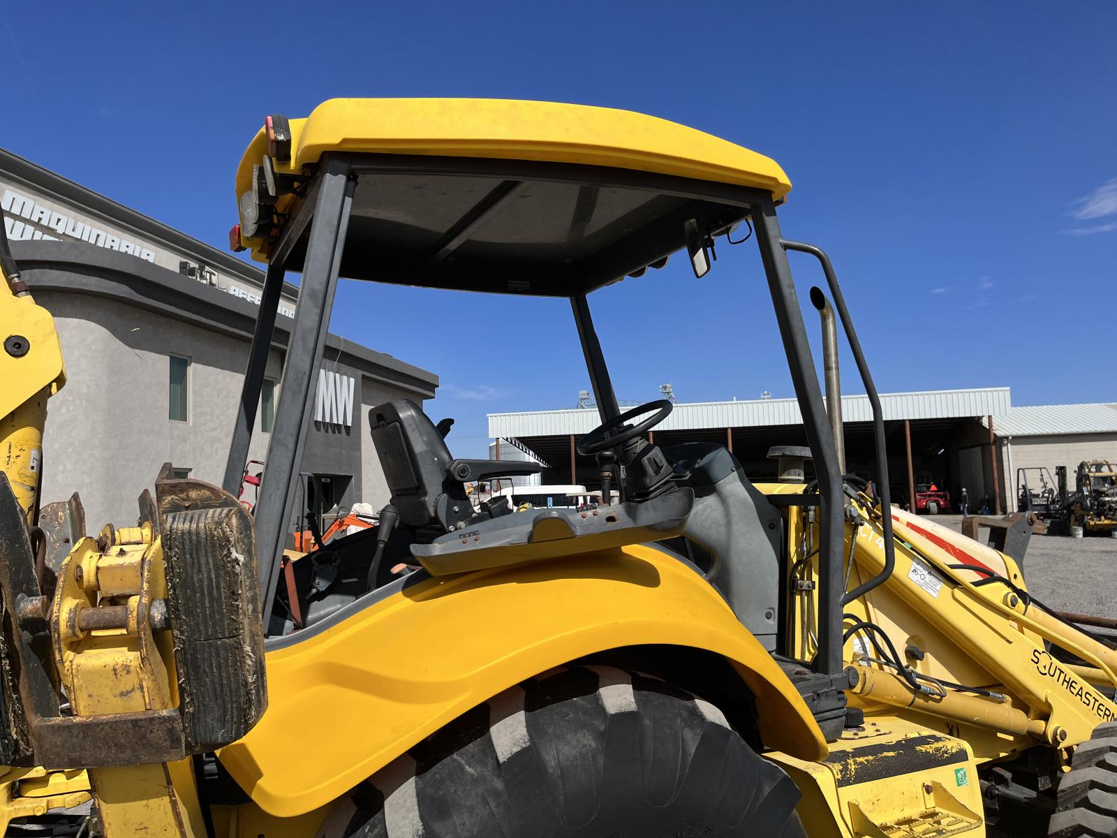 ./imagenes/INVOICE/2019/16356/RETROEXCAVADORA NEW HOLLAND LB75B (41).JPG